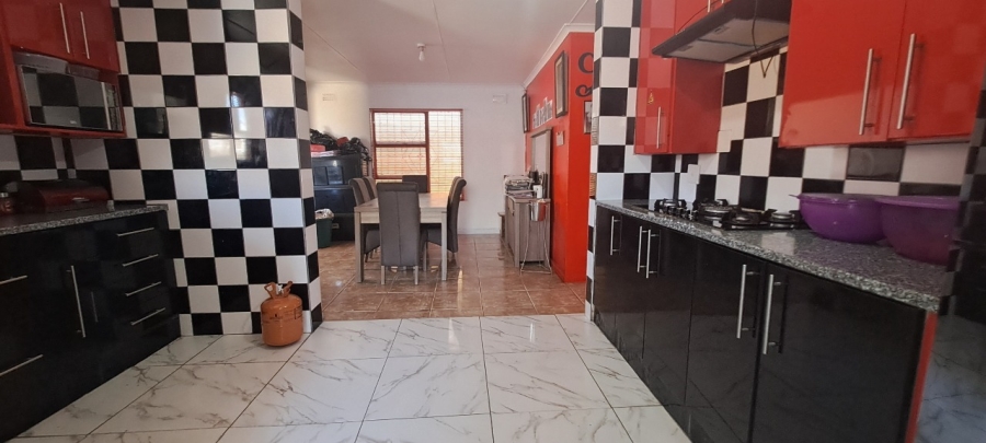 3 Bedroom Property for Sale in Amalinda Eastern Cape